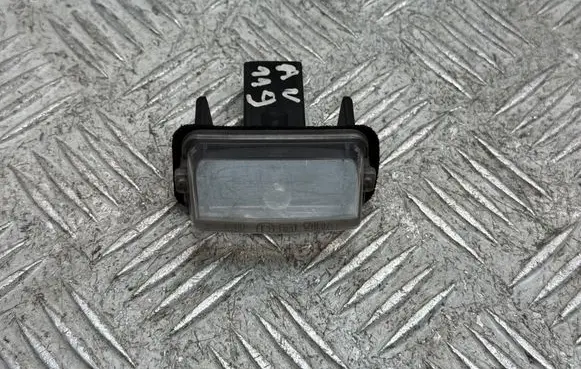 Toyota Avensis T270 Number plate light 8127002131