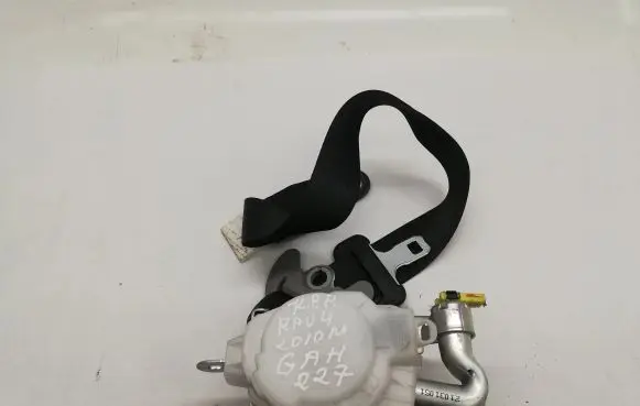 Toyota RAV 4 (XA30) Front seatbelt