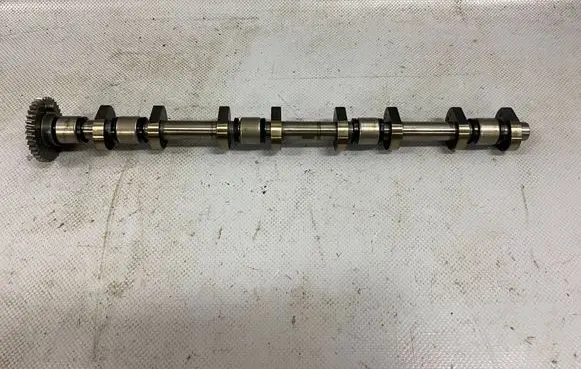 BMW X3 G01 Camshaft 8630462