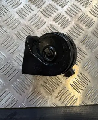 Volvo XC90 Alarm system siren E3007042