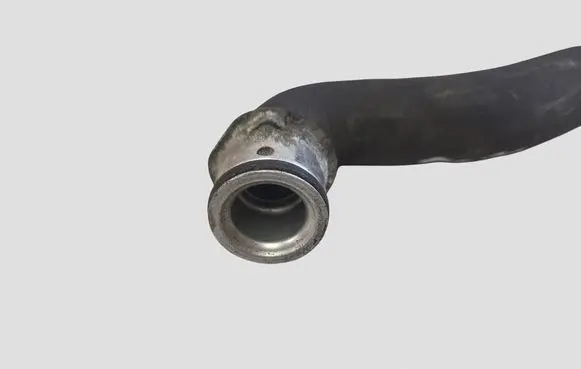 Mercedes-Benz C W204 Engine coolant pipe/hose A2045010982