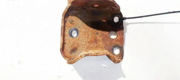 Volkswagen Golf III Bracket in trunk/boot 