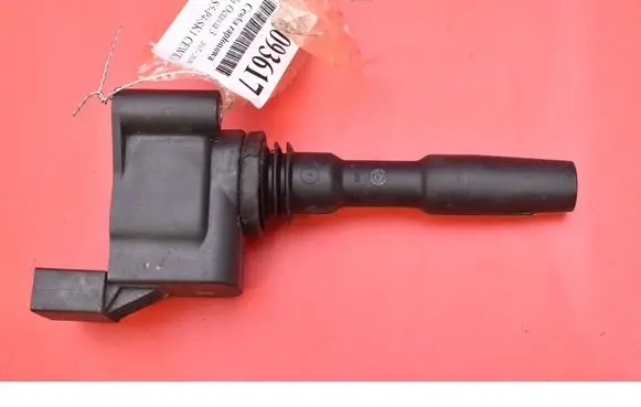 Skoda Octavia Mk3 (5E) High voltage ignition coil 05E905110