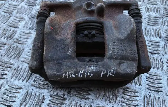 Mercedes-Benz A W176 Front brake caliper
