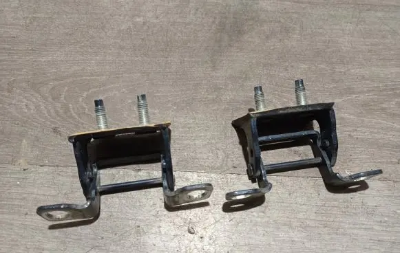 Volvo V40 Tailgate/trunk/boot hinge 31335291