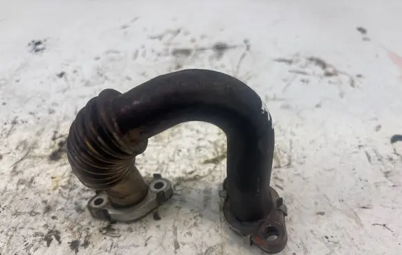 Volkswagen Jetta VI Intercooler hose/pipe