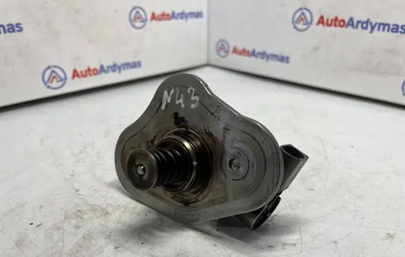 BMW 1 E81 E87 Fuel injection high pressure pump 7562473 13517562473