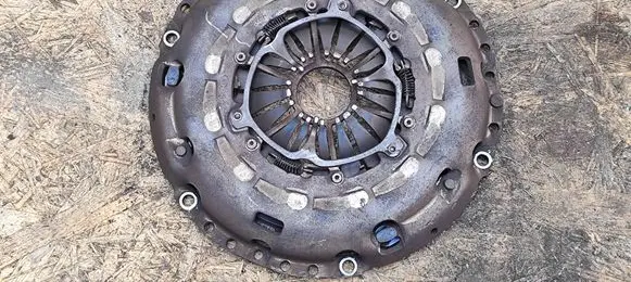 Opel Astra H Pressure plate F2600