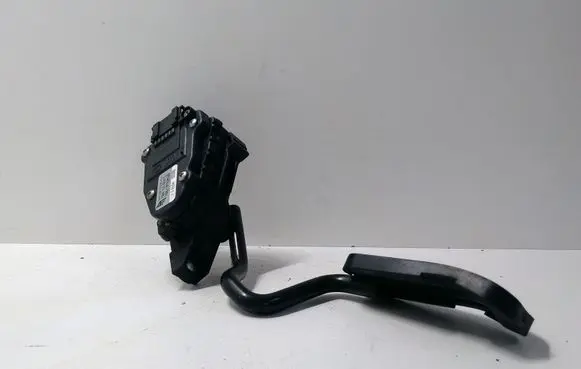 Ford Galaxy Accelerator throttle pedal 7M4721603D YM219F836GB