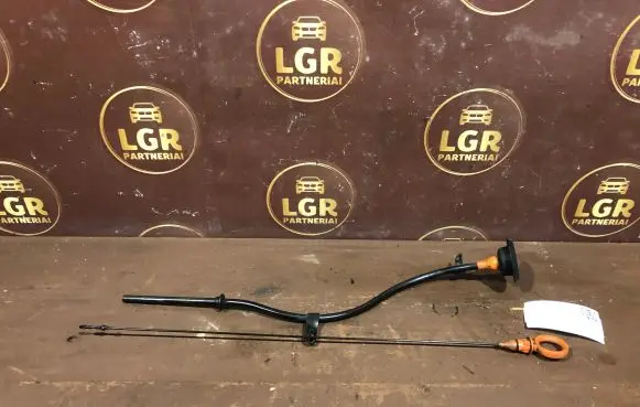 Volkswagen Touran I Oil level dip stick 03G103634A 03G115611