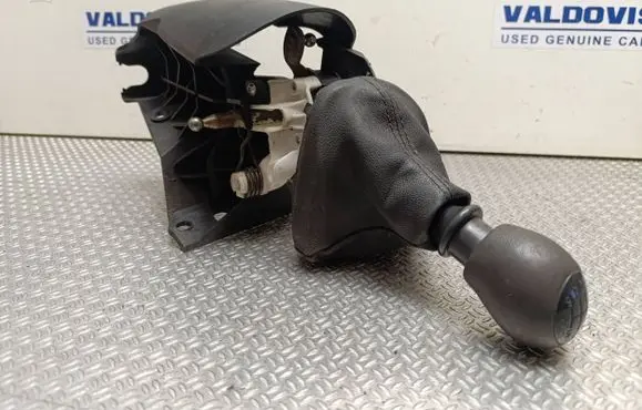 Renault Master III Gear shifter/selector 349012637R 270618 1352