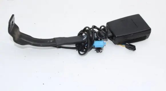 Volkswagen Scirocco Front seatbelt buckle 1K8857755F