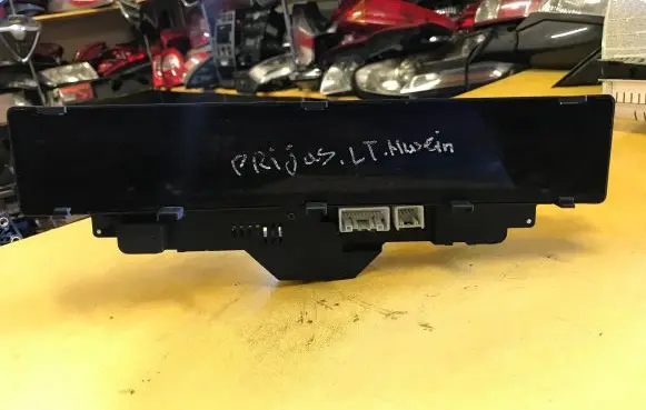 Toyota Prius (XW10) Speedometer (instrument cluster)