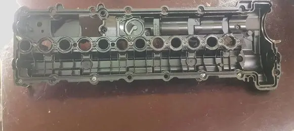 BMW 5 E60 E61 Rocker cam cover 7512840 0928400475