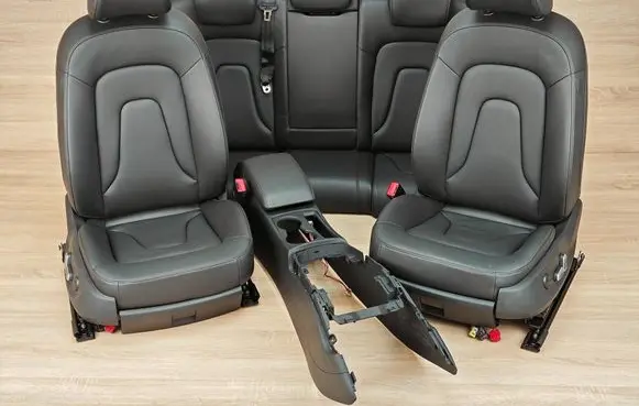 Seat set