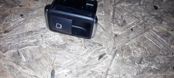 Mercedes-Benz ML W164 Quarter vent window switch A1668200210