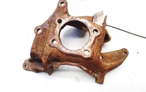 Rear wheel hub