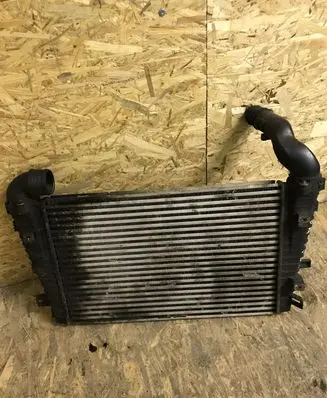 Opel Zafira B Intercooler radiator