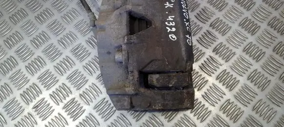 Volvo XC70 Front brake caliper
