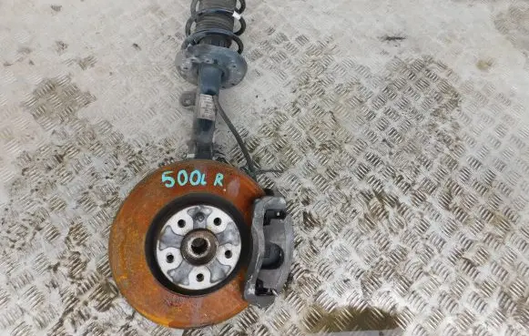 Fiat 500L Front wheel hub spindle knuckle