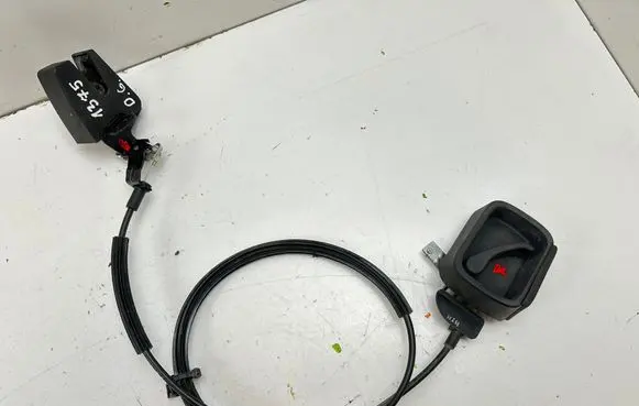 Volkswagen Caddy Tailgate/trunk/boot lock/catch/latch 2K0827185 2K0827532A