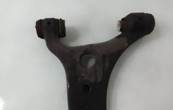 Mercedes-Benz B W245 Front lower control arm/wishbone