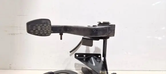 Mercedes-Benz Sprinter W901 W902 W903 W904 Pedal assembly A6382900316