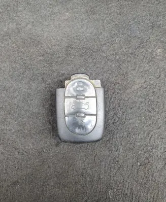 Audi A6 Allroad C5 Ignition key/card 4D0837231K