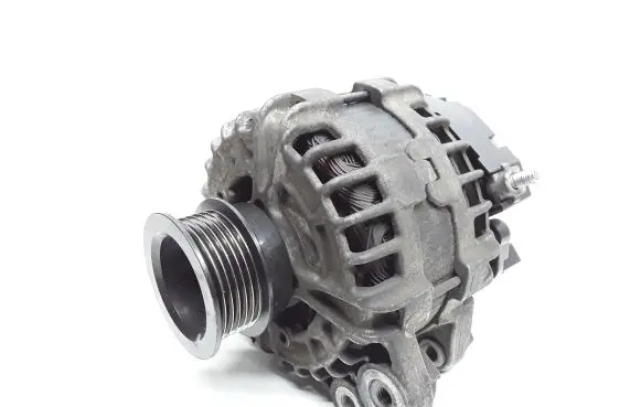 Volvo V60 Generator/alternator 30659580