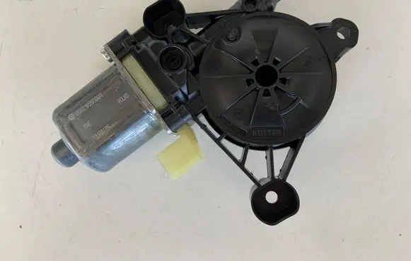 Audi A3 S3 8V Rear door window regulator motor 5Q0959801