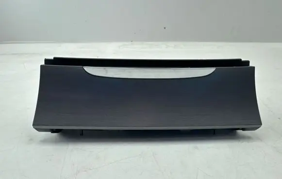 Volkswagen PASSAT B7 Ashtray (front) 3C0863284K