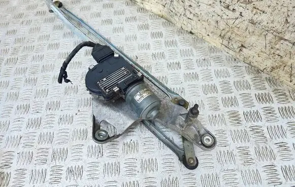 Audi A8 S8 D3 4E Front wiper linkage and motor 4E1955119C 0390241860 4E1955603E