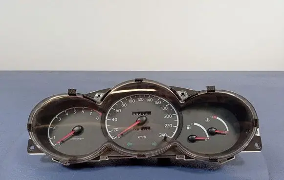 Audi Coupe Speedometer (instrument cluster) 