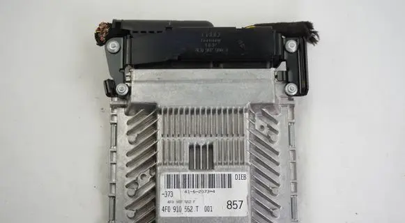 Audi A6 S6 C6 4F Engine control unit/module 4F0907552F 5WP54307