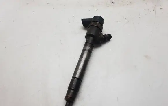 Volvo XC90 Fuel injector 0445110251 30750283