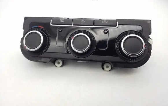 Volkswagen Golf VI Climate control unit 7N0907426AM 5HB00975170