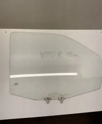 Mercedes-Benz Vito Viano W638 Front door window glass four-door DOT36AS2M126 43R000981