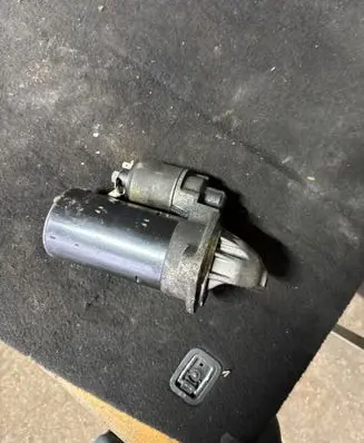 Audi A6 S6 C7 4G Starter motor 0001109041