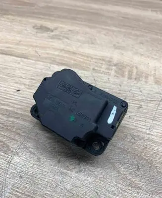 Volvo V40 Air flap motor/actuator N5H19E6166652A AC050511