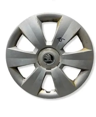 Skoda Rapid (NH) R15 wheel hub/cap/trim 6V0601117C
