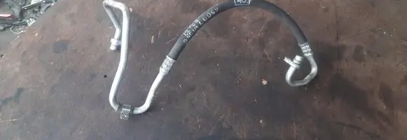 Dacia Dokker Air conditioning (A/C) pipe/hose 924903288