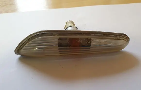 BMW 5 E60 E61 Front fender indicator light 7165742