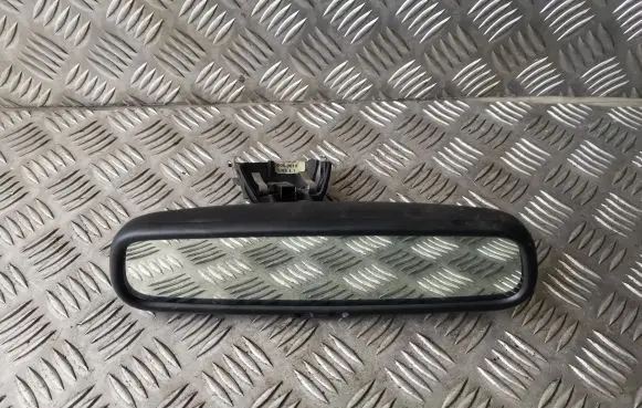 Rear view mirror (interior)