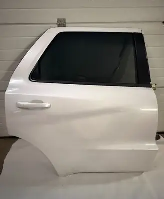 Dodge Durango Rear door