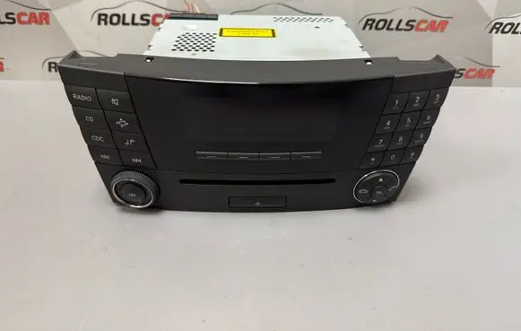Mercedes-Benz CLS C219 Radio/CD/DVD/GPS head unit A2118702889