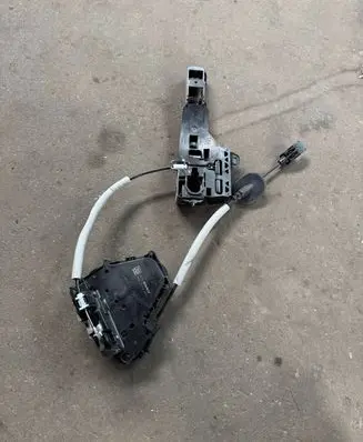 Renault Express Front door lock 805022699R