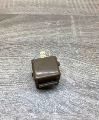 BMW 5 E39 Other relay 1388745 602039