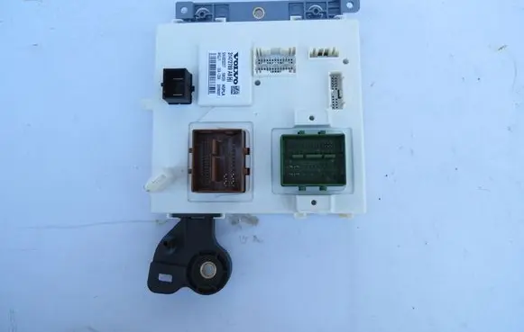 Volvo S90, V90 31472789 92252377 19W324