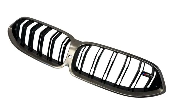 BMW M8 F93 Gran Coupe Front bumper upper radiator grill 51139500753