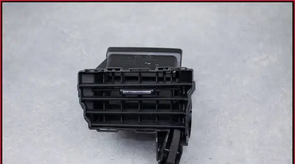 Citroen C5 Dash center air vent grill 9682425477